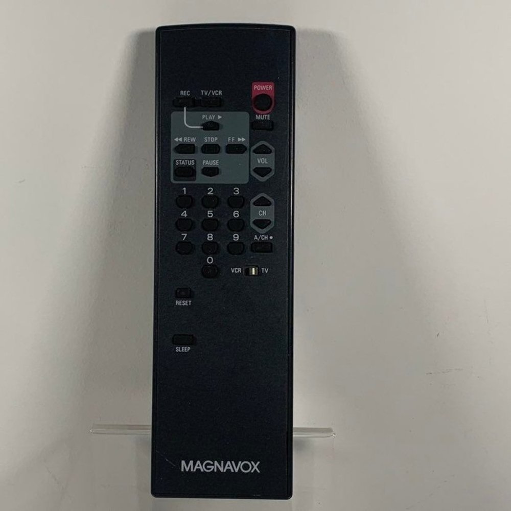 Vintage Magnavox VCR / TV Remote Control 00m123AA-AA01